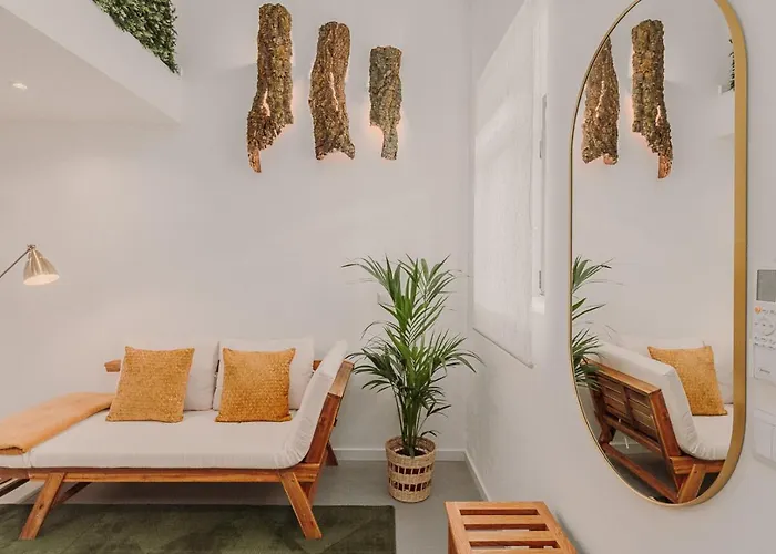Nature Cosy Private House,W/Ac Downtown Near Metro